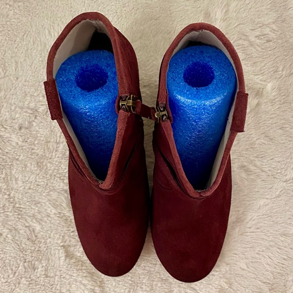 Nordstrom Hinge Billy Burgundy Suede Harness Booties Women’s Size 7.5M - Picture 6 of 13